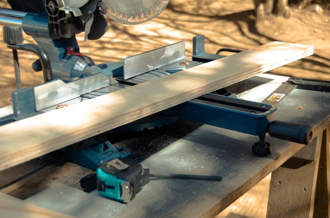 about-03 a-machine-that-is-sitting-on-a-table-egoqneyq64